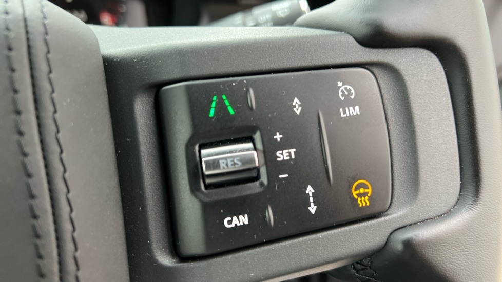 Used Land Rover Defender 2025 for sale - 76441942: Photo 42