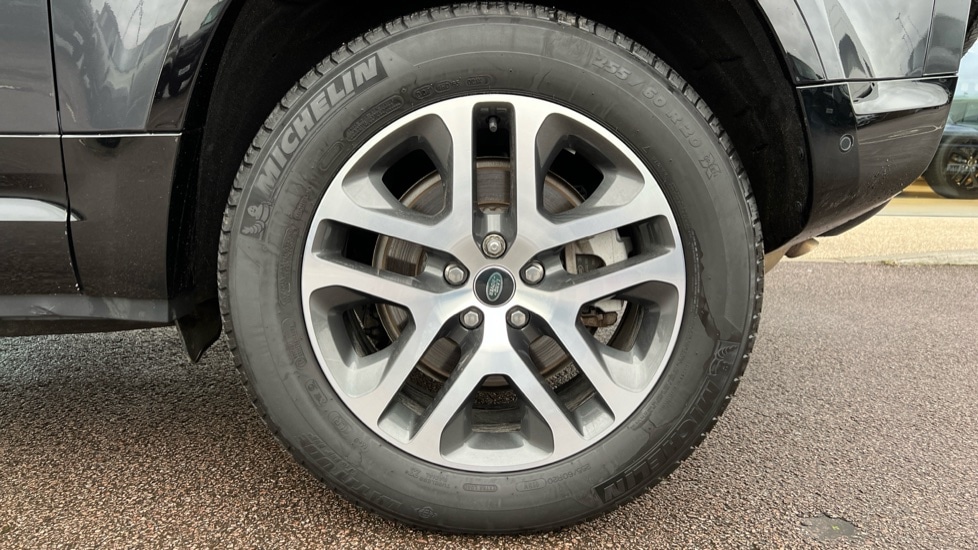 Used Land Rover Defender 2024 for sale - 76874939: Photo 33