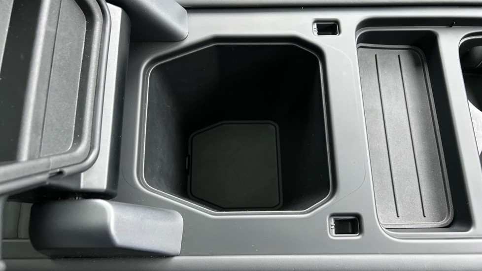 Used Land Rover Defender 2024 for sale - 76874939: Photo 49