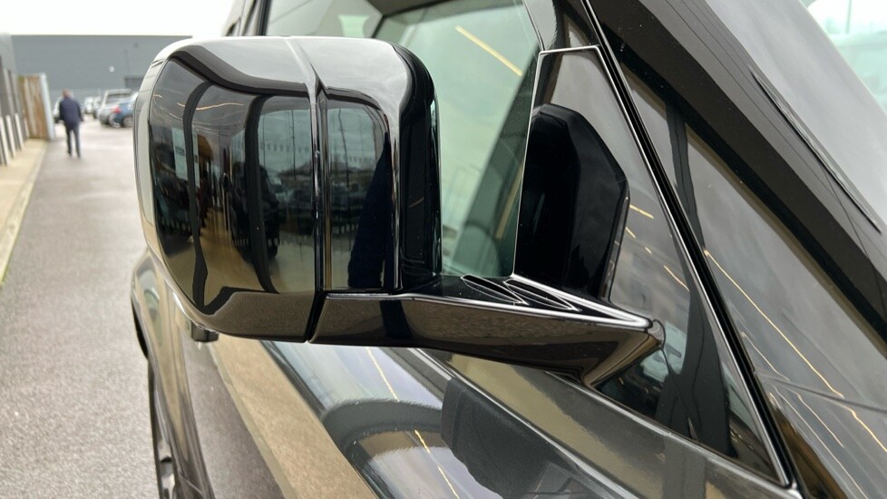 Used Land Rover Defender 2024 for sale - 76874939: Photo 56