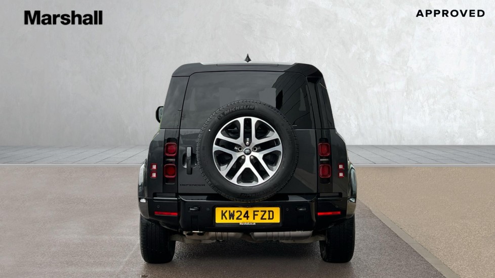 Used Land Rover Defender 2024 for sale - 76874939: Photo 6