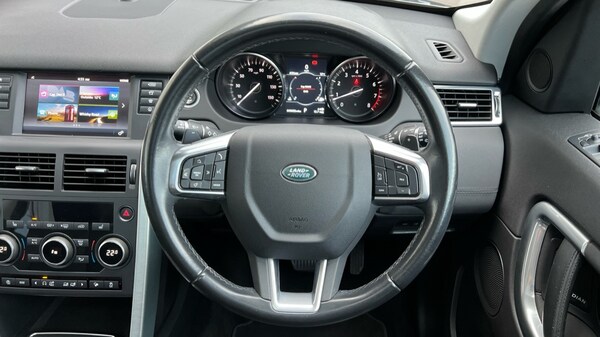 Used Land Rover Discovery Sport 2018 for sale - 76140099: Photo 15