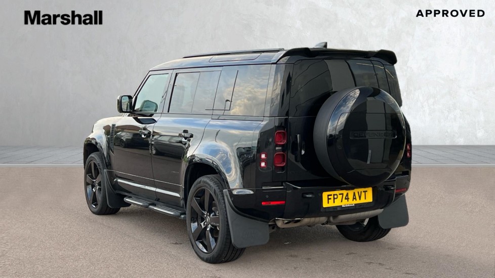 Used Land Rover Defender 2024 for sale - 76459112: Photo 2