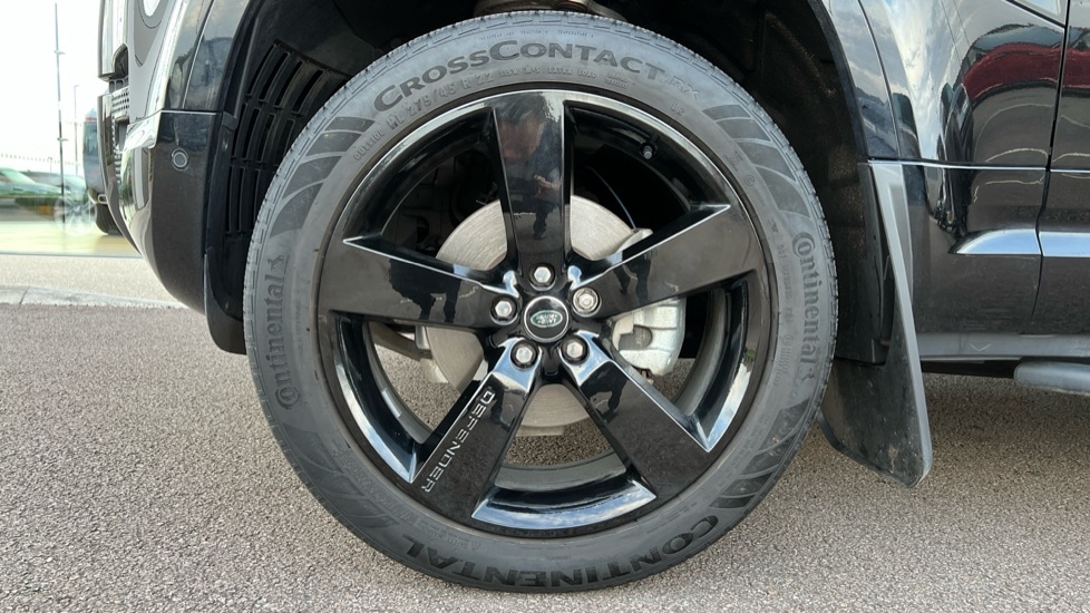 Used Land Rover Defender 2024 for sale - 76459112: Photo 32