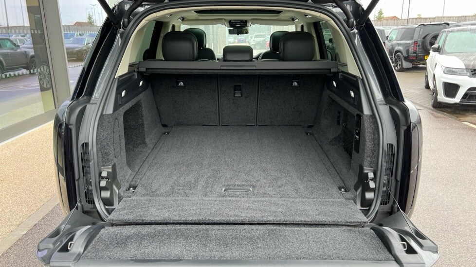Used Land Rover Range Rover 2024 for sale - 76826619: Photo 10