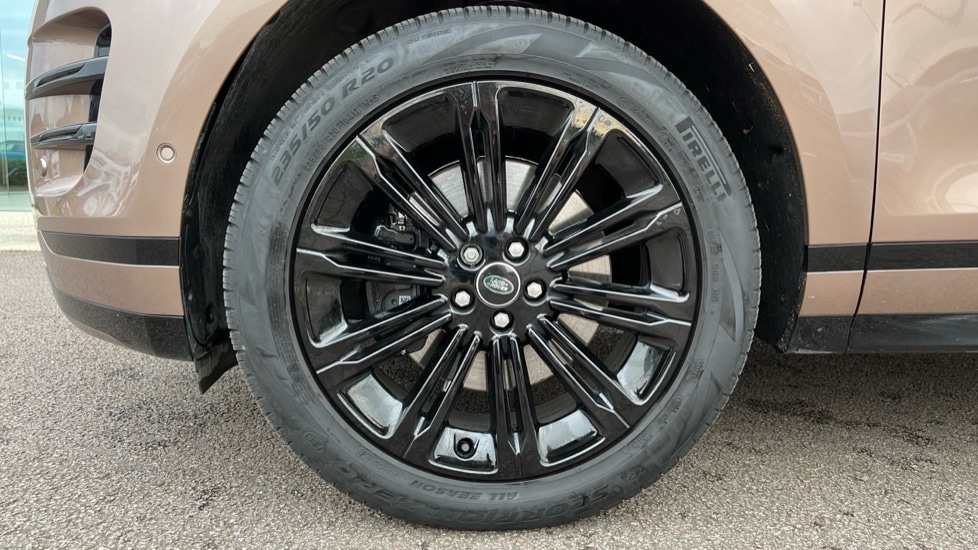 Used Land Rover Range Rover Evoque 2025 for sale - 76272825: Photo 32