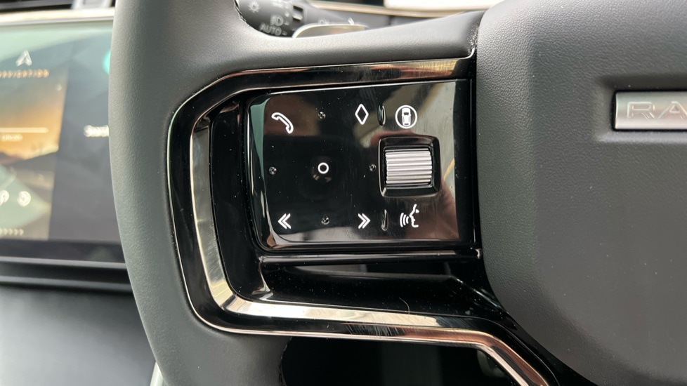 Used Land Rover Range Rover Evoque 2025 for sale - 76272825: Photo 35