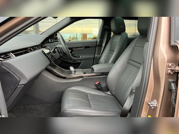 Used Land Rover Range Rover Evoque 2025 for sale - 76272825: Photo