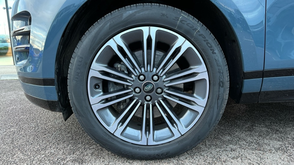 Used Land Rover Range Rover Evoque 2023 for sale - 77075809: Photo 32