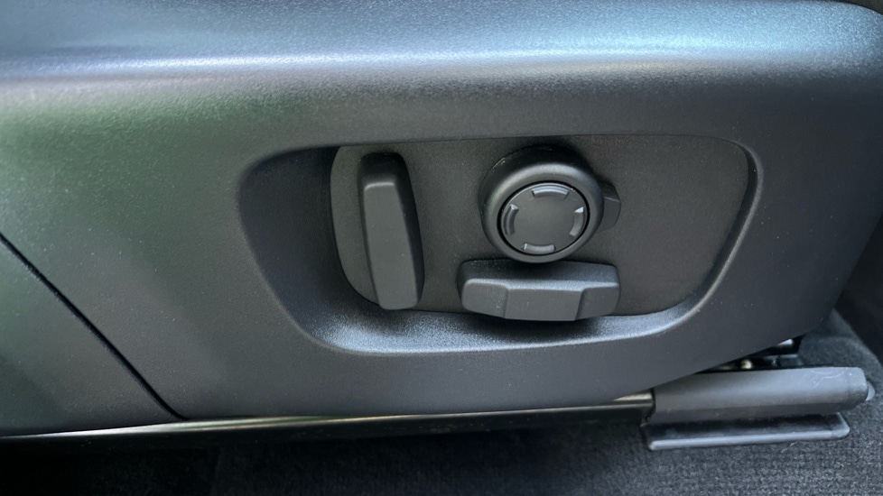 Used Land Rover Discovery Sport 2023 for sale - 76873702: Photo 23