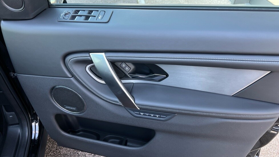 Used Land Rover Discovery Sport 2023 for sale - 76873702: Photo 34