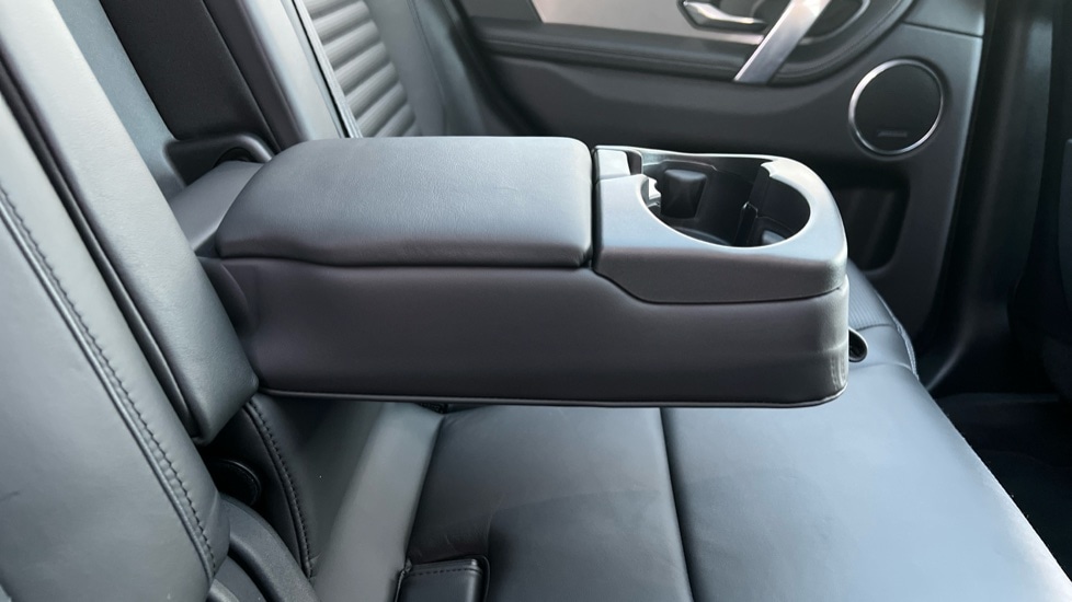 Used Land Rover Discovery Sport 2023 for sale - 76873702: Photo 52