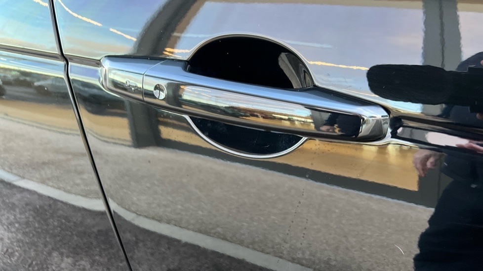 Used Land Rover Discovery Sport 2023 for sale - 76873702: Photo 53