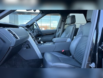 Used Land Rover Discovery 2021 for sale - 76609612: Photo