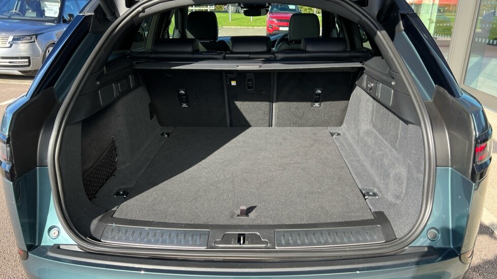 Used Land Rover Range Rover Velar 2025 for sale - 76161254: Photo 10