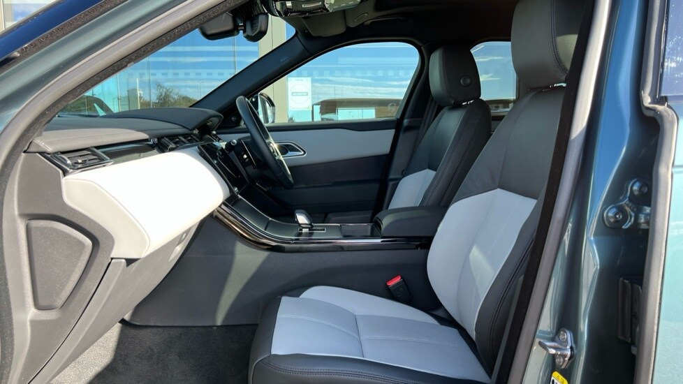 Used Land Rover Range Rover Velar 2025 for sale - 76161254: Photo 3