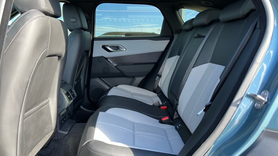 Used Land Rover Range Rover Velar 2025 for sale - 76161254: Photo 4