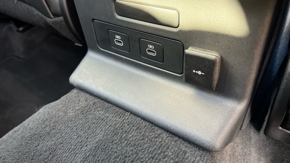 Used Land Rover Range Rover Velar 2025 for sale - 76161254: Photo 48