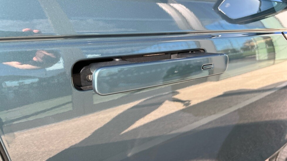 Used Land Rover Range Rover Velar 2025 for sale - 76161254: Photo 51