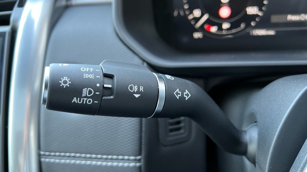 Used Land Rover Discovery 2024 for sale - 76018128: Photo 39