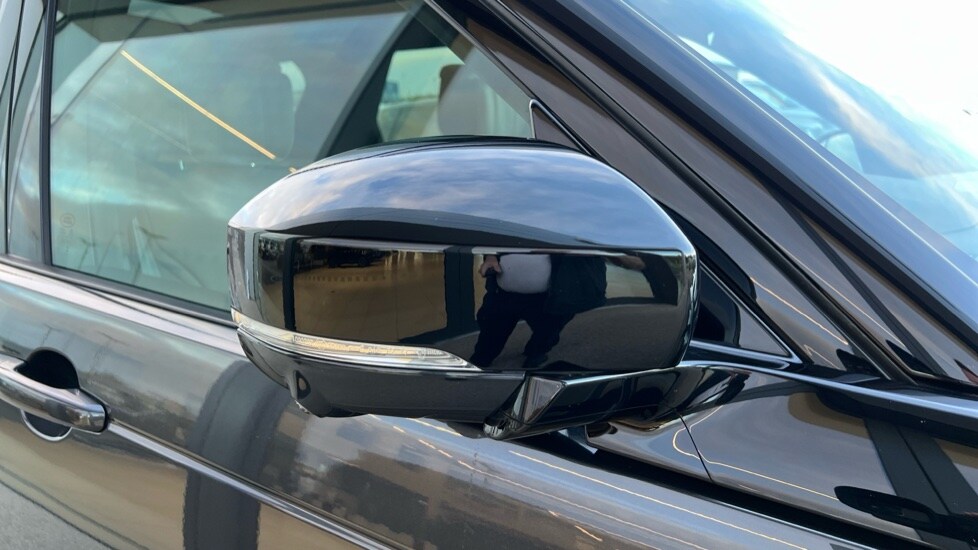 Used Land Rover Discovery 2024 for sale - 76018128: Photo 57