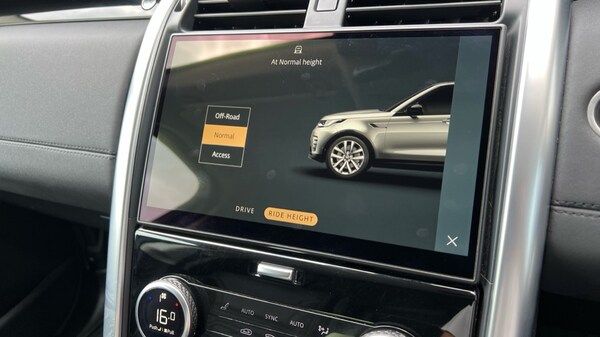 Used Land Rover Discovery 2023 for sale - 75591067: Photo 48