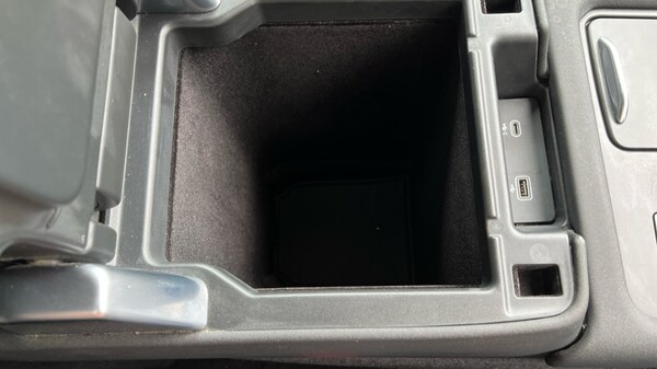 Used Land Rover Discovery 2023 for sale - 75591067: Photo 52