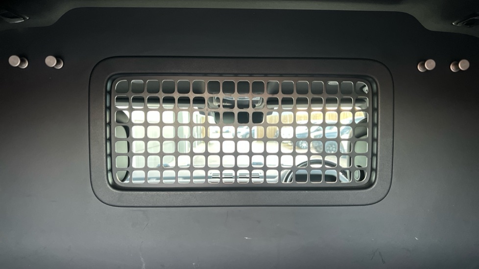 Used Land Rover Defender 2022 for sale - 76796307: Photo 18