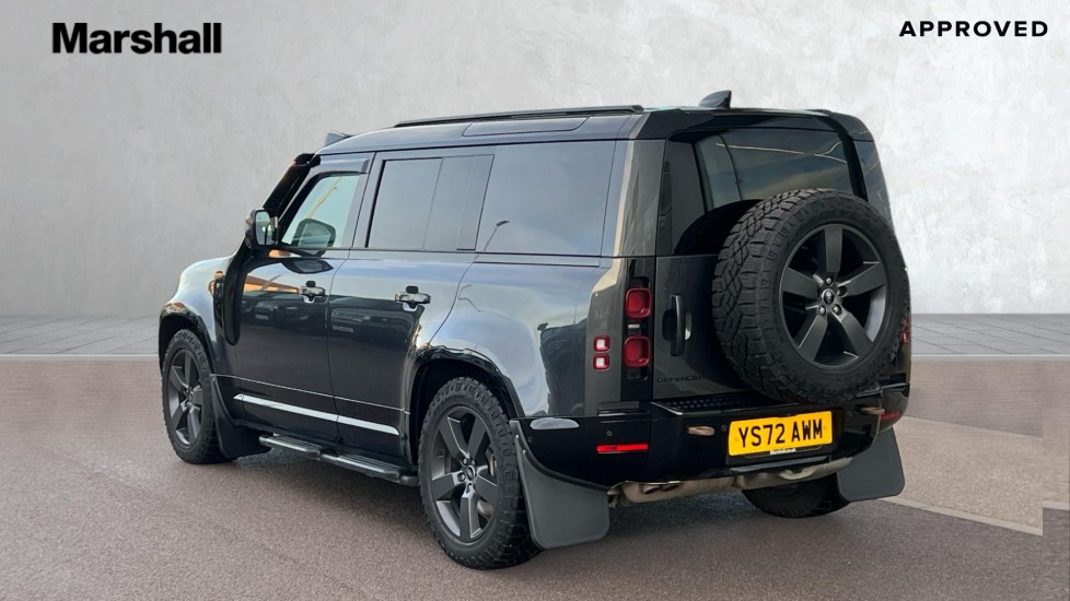 Used Land Rover Defender 2022 for sale - 76796307: Photo 2