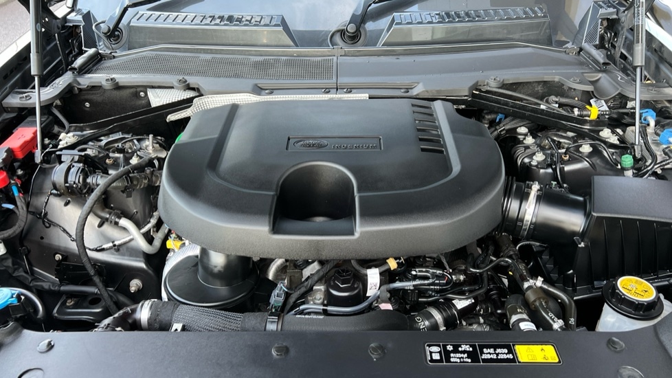 Used Land Rover Defender 2022 for sale - 76796307: Photo 30