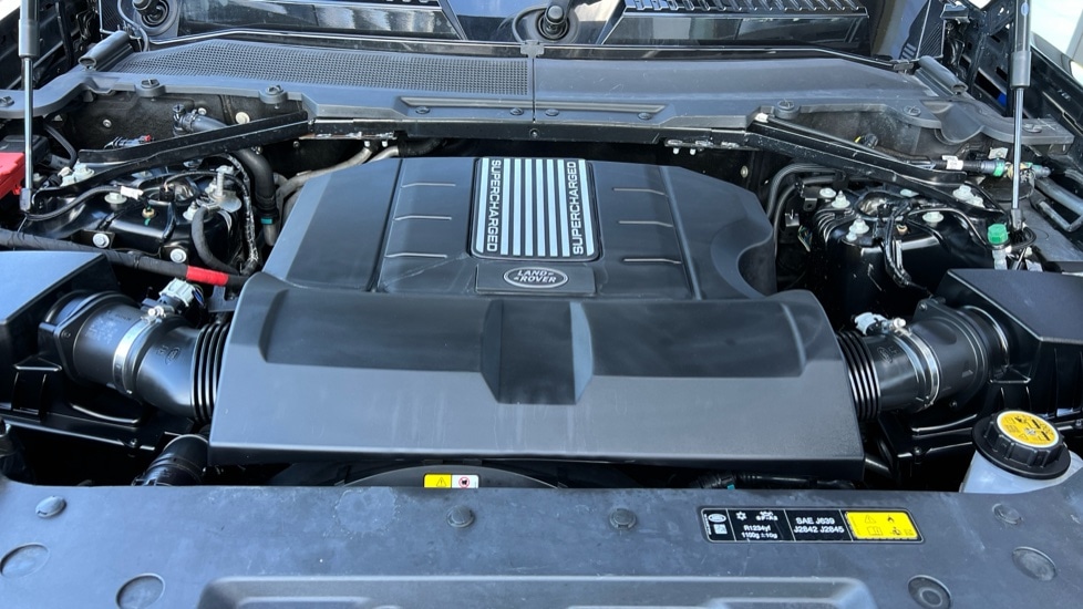 Used Land Rover Defender 2023 for sale - 76868274: Photo 30