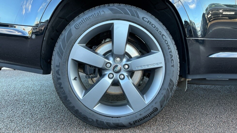 Used Land Rover Defender 2023 for sale - 76868274: Photo 31