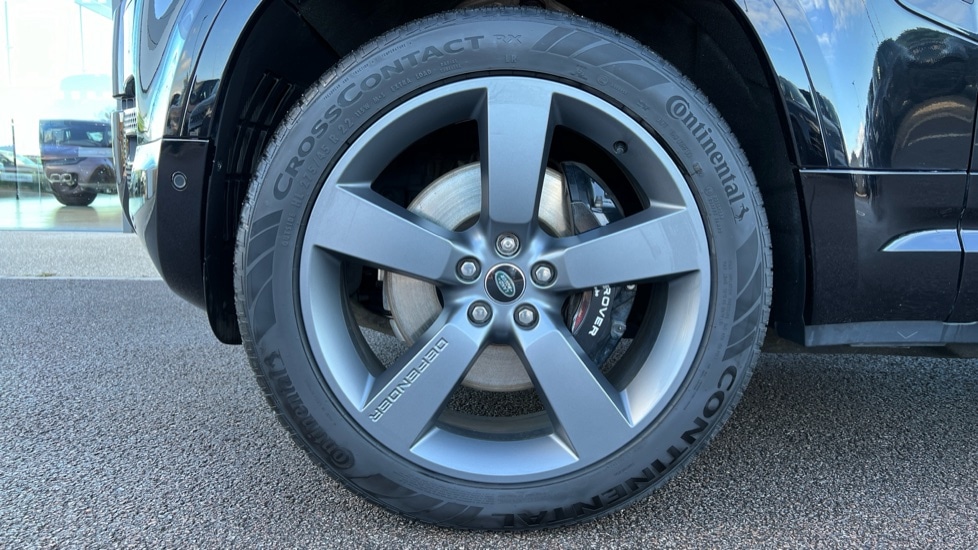 Used Land Rover Defender 2023 for sale - 76868274: Photo 32