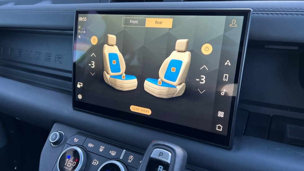 Used Land Rover Defender 2023 for sale - 76868274: Photo 45