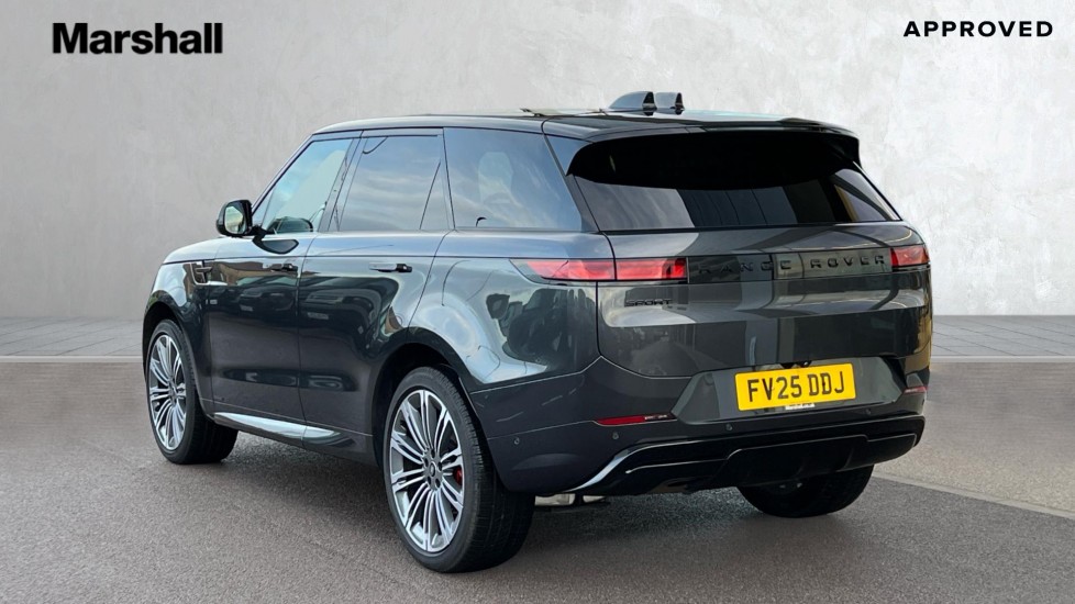 Used Land Rover Range Rover Sport 2025 for sale - 76921760: Photo 2