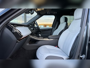 Used Land Rover Range Rover Sport 2025 for sale - 76921760: Photo