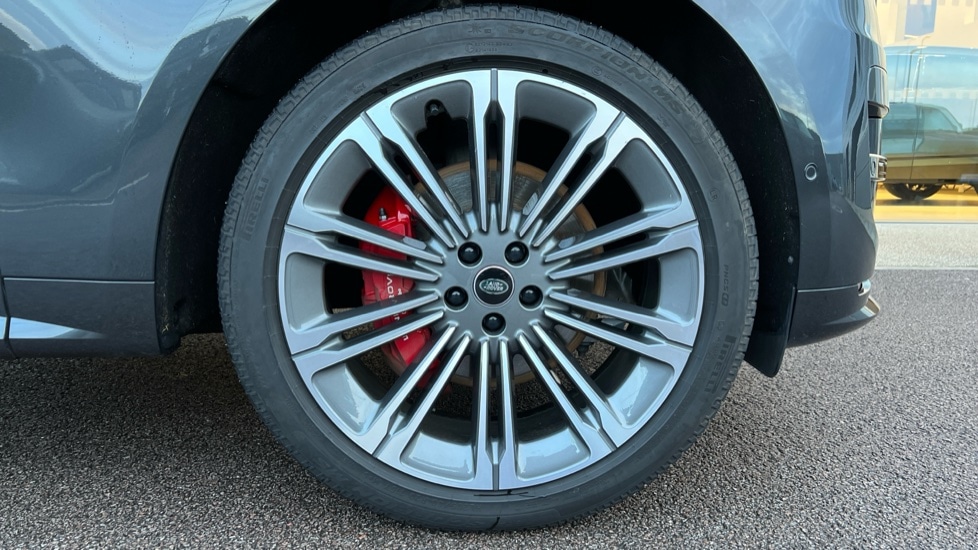 Used Land Rover Range Rover Sport 2025 for sale - 76921760: Photo 8