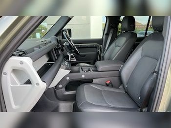 Used Land Rover Defender 2022 for sale - 75484277: Photo