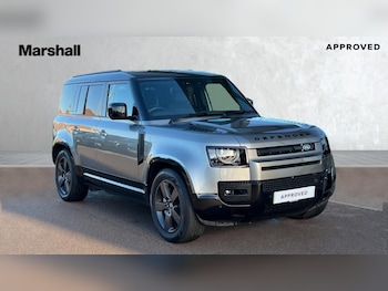 Used Land Rover Defender 2024 for sale - 76914952: Photo