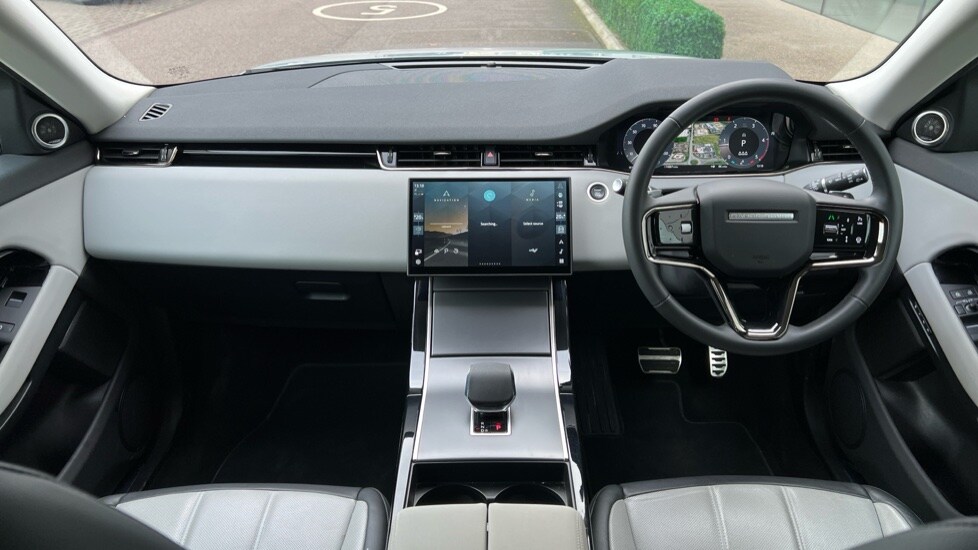 Used Land Rover Range Rover Evoque 2025 for sale - 76869804: Photo 9