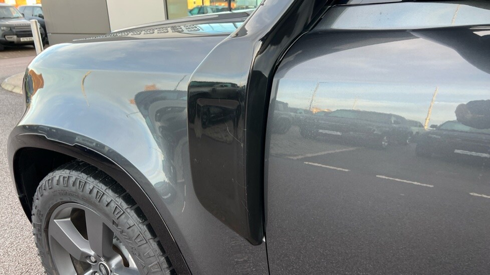 Used Land Rover Defender 2022 for sale - 76874528: Photo 20