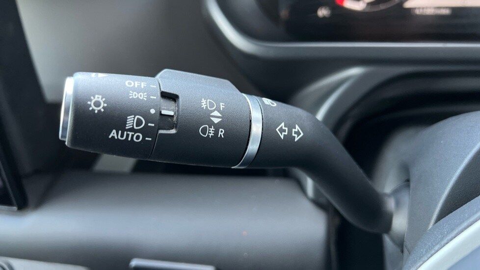 Used Land Rover Defender 2022 for sale - 76874528: Photo 38