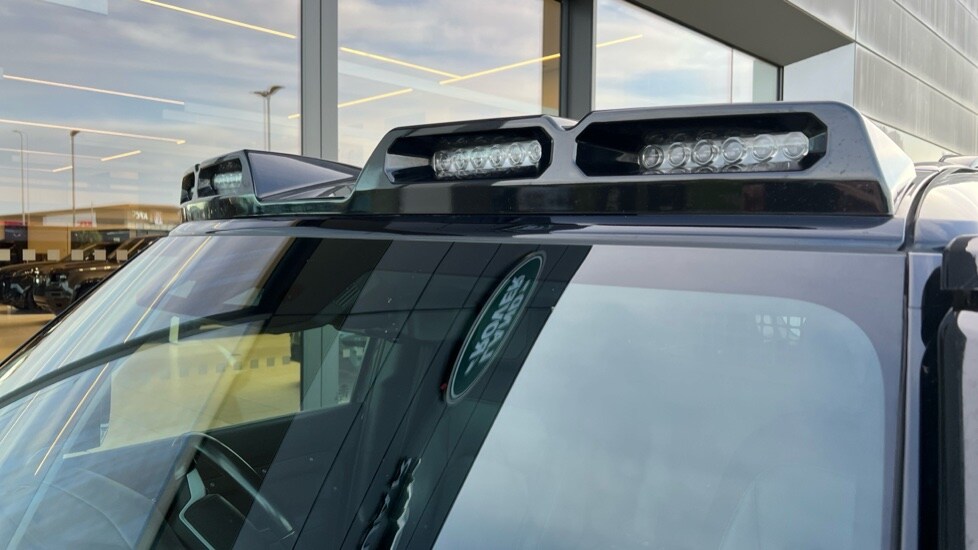 Used Land Rover Defender 2022 for sale - 76874528: Photo 58