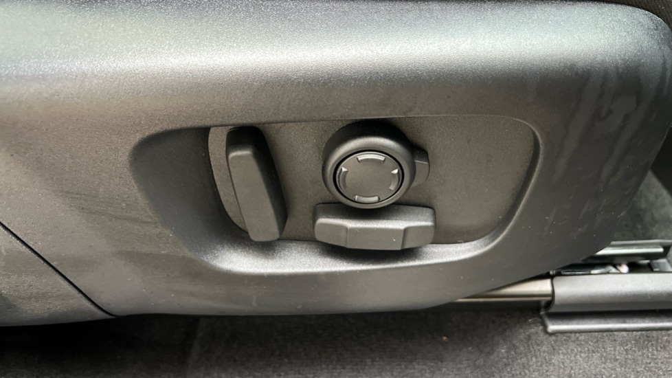 Used Land Rover Discovery Sport 2025 for sale - 76954207: Photo 23