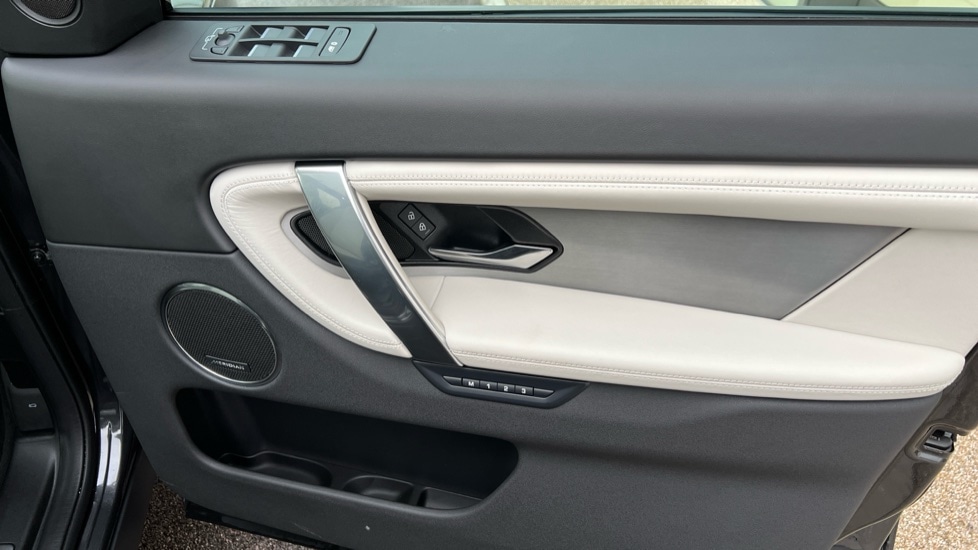 Used Land Rover Discovery Sport 2025 for sale - 76954207: Photo 34