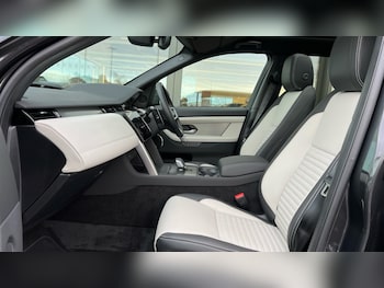 Used Land Rover Discovery Sport 2025 for sale - 76954207: Photo