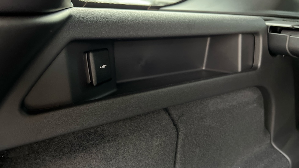 Used Land Rover Discovery Sport 2025 for sale - 76954207: Photo 62