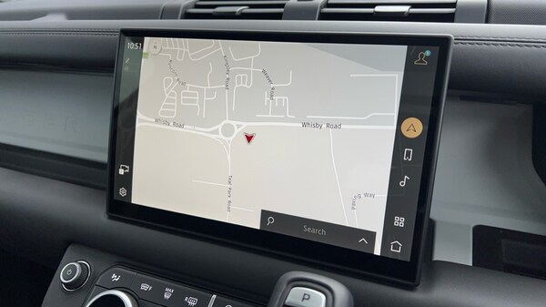 Used Land Rover Defender 2025 for sale - 76086844: Photo 11