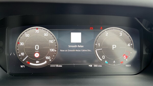 Used Land Rover Defender 2025 for sale - 76086844: Photo 16