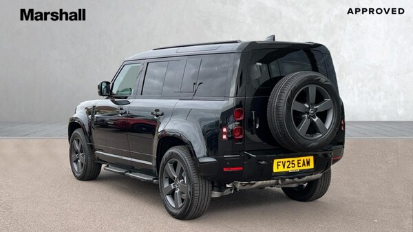 Used Land Rover Defender 2025 for sale - 76086844: Photo 2